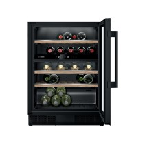 BOSCH vinska vitrina